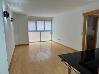 Appartement  Padre santonja. Estupendo piso de 3 habitaciones en mislata