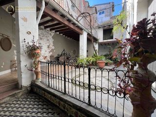 House  Sant pere. Estupenda oportunidad vivienda unifamiliar de 8 habitaciones en