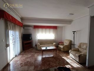 Appartement  Virgen pilar. Fantástico piso de 3 habitaciones en benaguasil