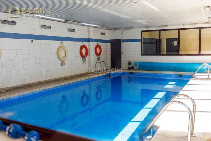 Foto 4f088a8b-a4d9-4dca-b6df-7ffe71a6c944. Dúplex amb calefacció aparcament piscina a Viñas Viejas Boadilla del Monte