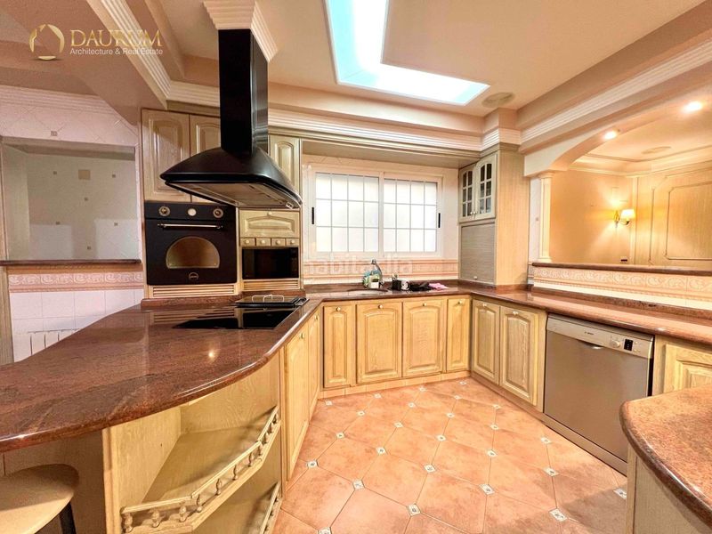 Foto 01e3c7e1-4b9b-4cda-b0ab-55293861cf02. Dúplex amb aparcament a Sueca Sueca