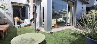 Etagenwohnung  Ucrania. Maravilloso bajo de 3 habitaciones en los almendros alcalá de he