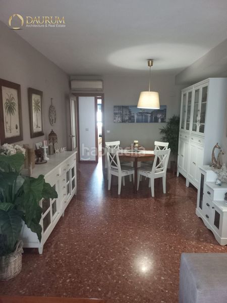 Foto 76a42865-3ce3-4f09-af21-fd3b172567f9. Pis amb calefacció piscina a Camí Reial Valencia