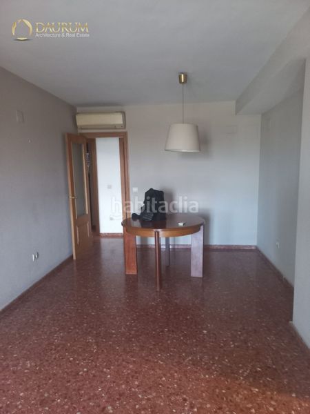 Foto f9b49bf0-2f72-4874-bb05-1daebaf7a9ec. Pis amb calefacció piscina a Camí Reial Valencia