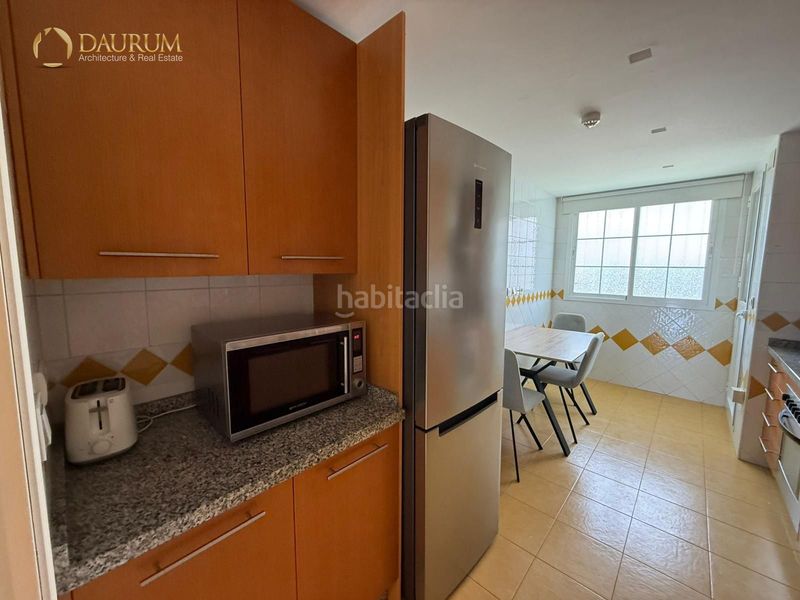 Foto a1c70981-a4e6-449c-b232-6375b274b676. Pis amb calefacció aparcament piscina a Río Real Marbella