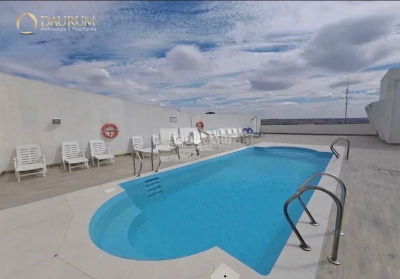 Foto 4a120bc2-bc8e-44d2-b408-b243b82ccba2. Dúplex amb calefacció piscina a Centro Torrejón de Ardoz