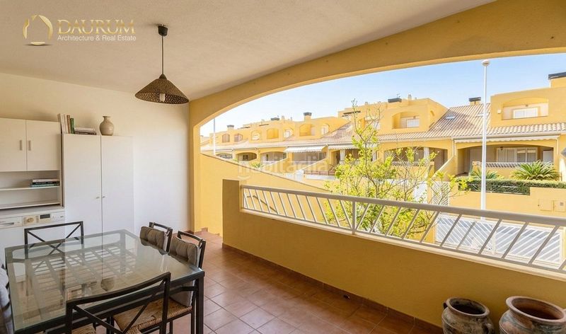 Foto d490455a-ae99-4314-9be8-155ef9e3435c. Casa adossada amb calefacció aparcament piscina a Sagunt