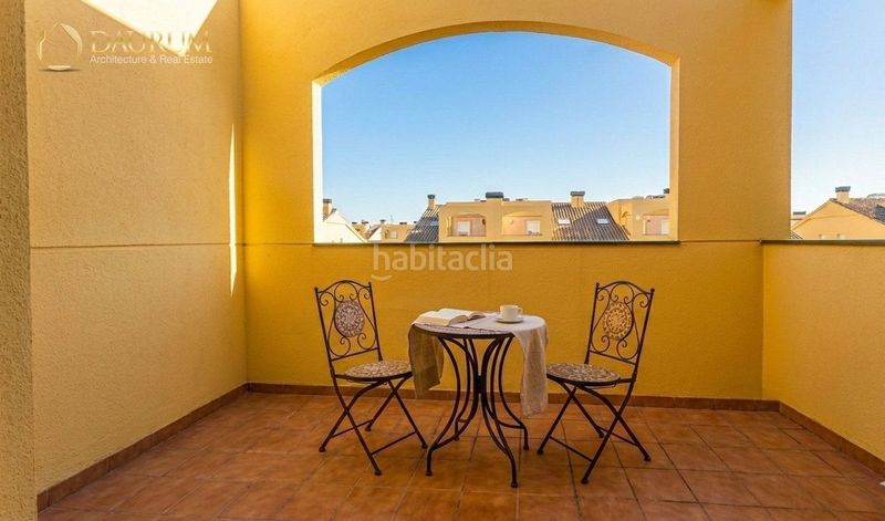 Foto f90b77b9-8b52-423c-a10d-b6ad123ca678. Casa adossada amb calefacció aparcament piscina a Sagunt