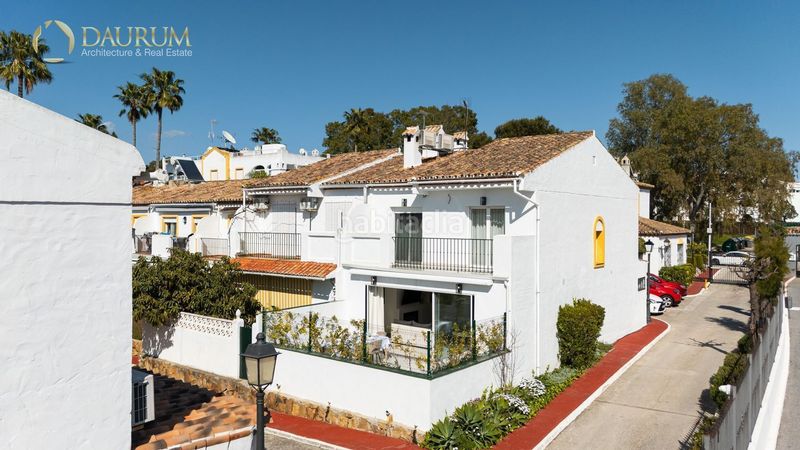 Foto 1edf0109-4e62-4724-b01b-b660cbdce261. Casa adossada amb calefacció aparcament piscina a Marbella