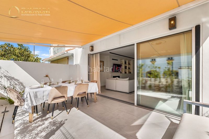 Foto 4aab25f5-04e2-4a86-be81-c113976be7d2. Casa adossada amb calefacció aparcament piscina a Marbella