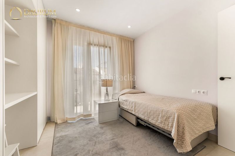 Foto cb9815bd-bd96-4c49-9ac5-3bca440a43dd. Casa adossada amb calefacció aparcament piscina a Marbella