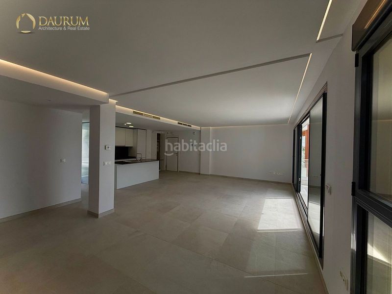 Foto eed79933-3d8b-41c2-825b-208ba829305d. Àtic amb calefacció aparcament piscina a La Quinta Benahavís