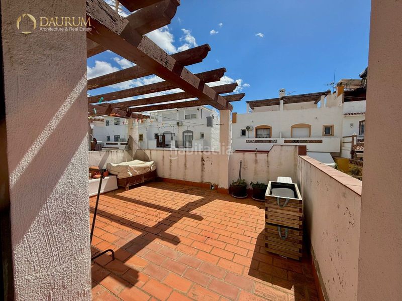 Foto c2440f82-49d6-4124-a772-50c3328658a5. Casa adossada amb calefacció aparcament piscina a Marbella