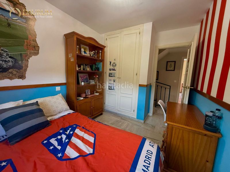 Foto c8fcc87a-4aa1-4219-af00-ec9a2eceae35. Casa adossada amb calefacció aparcament piscina a Marbella