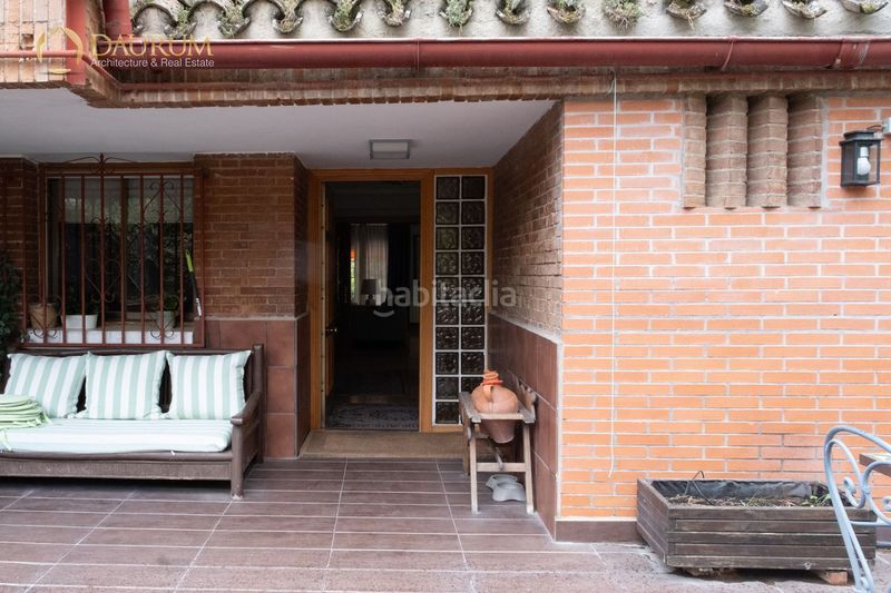 Foto 0771e15d-77ab-472b-a770-8817a92c93ea. Casa adossada amb calefacció aparcament piscina a Madrid