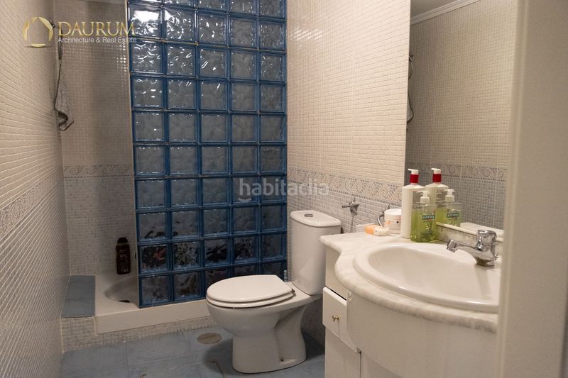 Foto 6ab0e109-c9e3-4c40-ba69-55f66ca4024e. Casa adossada amb calefacció aparcament piscina a Madrid