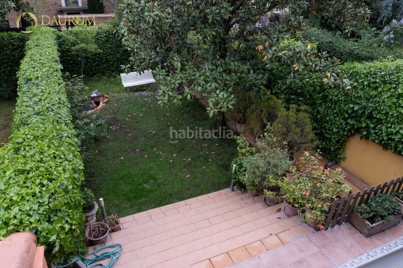 Foto afd24d87-b02a-4203-bfcc-83faa5f229b6. Casa adossada amb calefacció aparcament piscina a Madrid