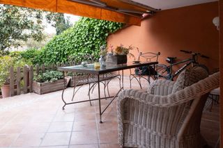 Casa adosada  Arascues. Inmejorable chalet adosado de 6 habitaciones en aravaca