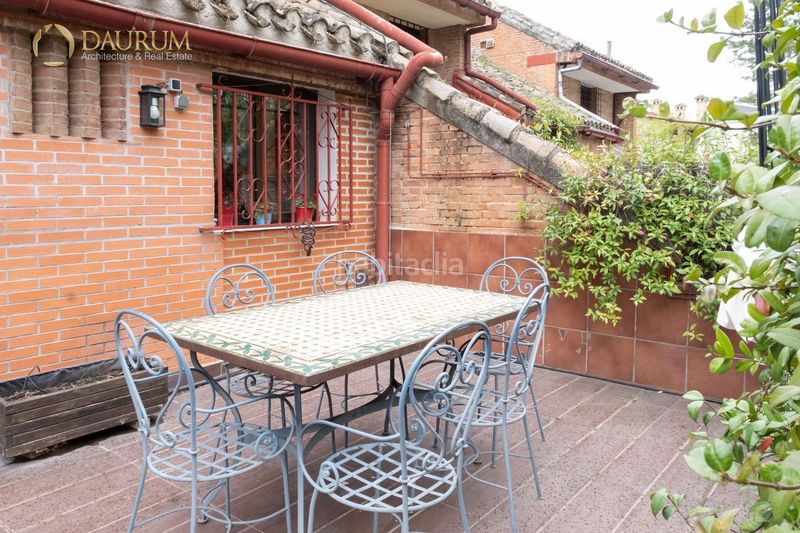 Foto e4f61c4e-0d0a-4eec-b7ba-e07e269f0b56. Casa adossada amb calefacció aparcament piscina a Madrid