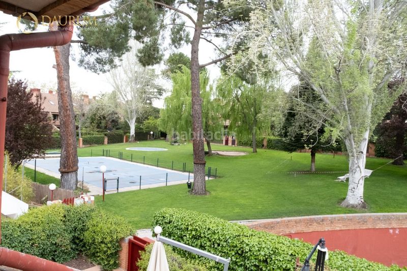 Foto ffa74b57-55ab-47a2-817c-a46aae79ccf3. Casa adossada amb calefacció aparcament piscina a Madrid