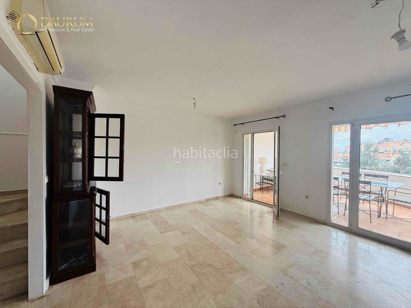 Foto cfbc2e62-0f63-4b62-9cf4-d6b24a7810dd. Casa adosada maravilloso chalet adosado de 4 plantas, en Rincón de la Victoria