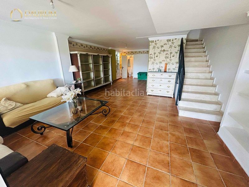 Foto f4a9de0f-c13d-4799-82f3-12c482f9dcbf. Casa adosada maravilloso chalet adosado de 4 plantas, en Rincón de la Victoria