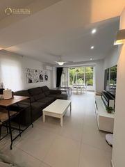 Appartement  De las palmeras. Fantástico bajo en marbella