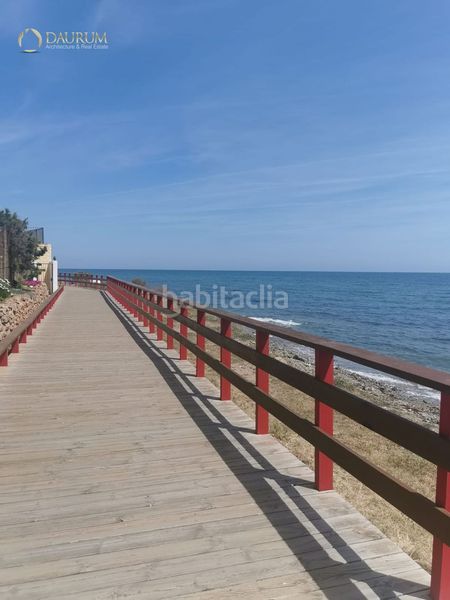 Foto 1e41915d-735a-4e3e-89aa-1d8a0d9508dc. Pis amb aparcament piscina a Calahonda Mijas