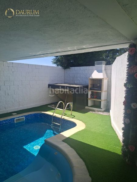 Foto a43c6aeb-a799-4e06-a2d9-38123d414701. Xalet amb calefacció aparcament piscina a Los Ángeles de San Rafael Espinar (El)