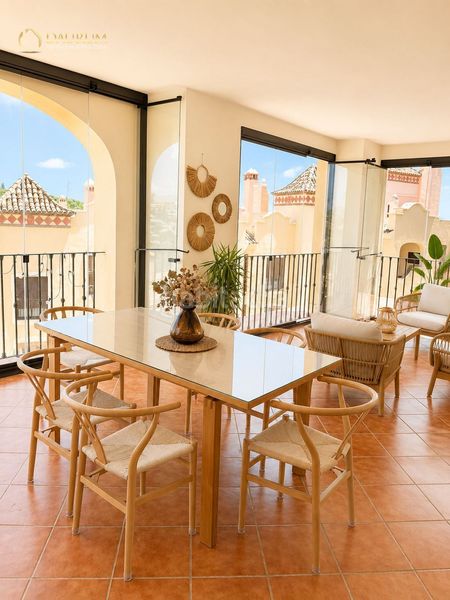 Foto 52bdf2a4-9269-41f0-a7e6-1adfca11486b. Pis amb calefacció aparcament piscina a Valle Romano Golf Estepona