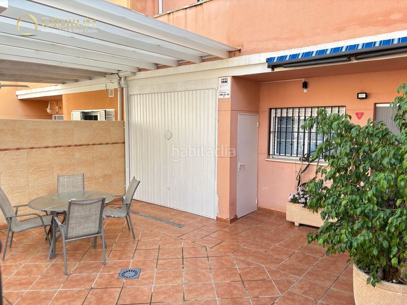Foto 0c073242-a73f-4587-81f5-c9188b4efac2. Casa aparellada amb calefacció aparcament piscina a Cullera