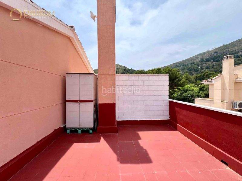 Foto 7d797f52-1622-4c87-85b7-59297b3c2691. Casa aparellada amb calefacció aparcament piscina a Cullera