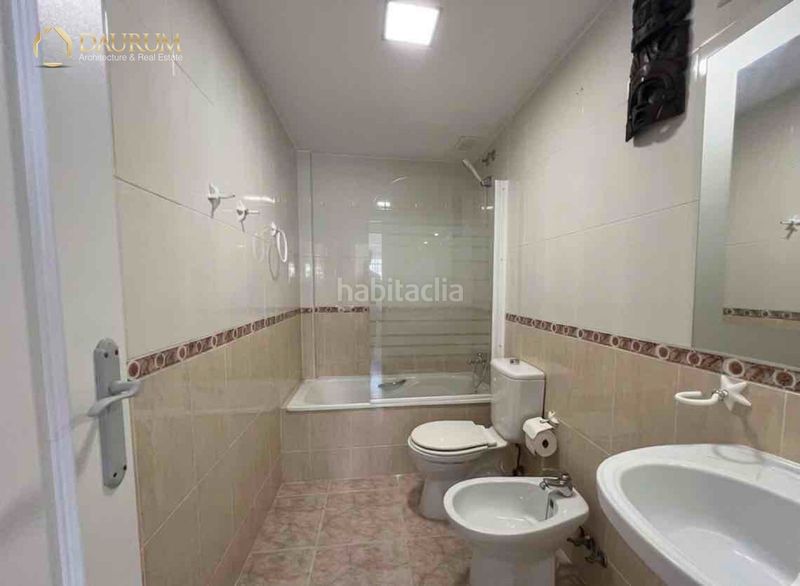 Foto 7ee00ca3-7b86-4069-b8cd-beb38f6ad4a4. Casa aparellada amb calefacció aparcament piscina a Cullera