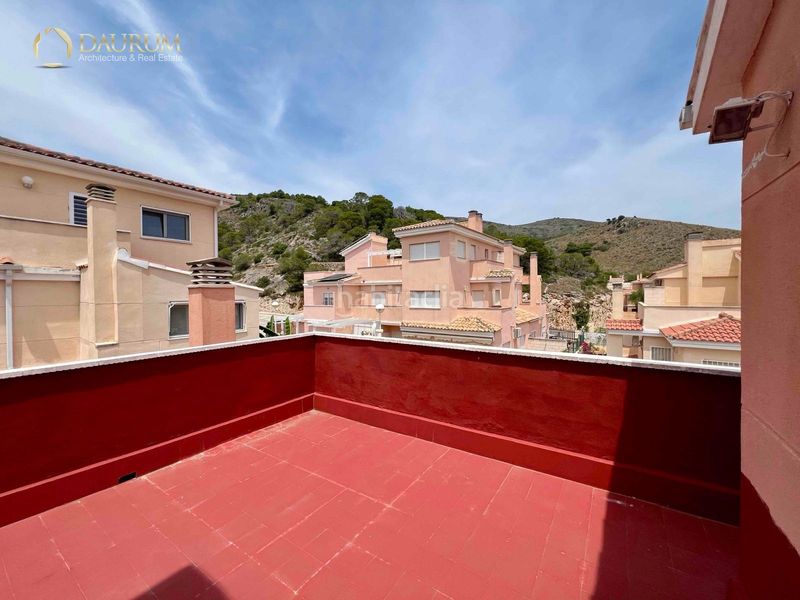 Foto df1649f7-cc21-4b46-9cee-b6bfbecd5b01. Casa aparellada amb calefacció aparcament piscina a Cullera