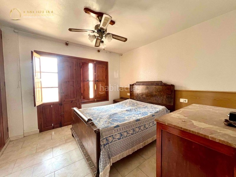 Foto 6b57fb4b-ce54-4425-88c5-b9101a602d52. Casa amb aparcament a Monserrat