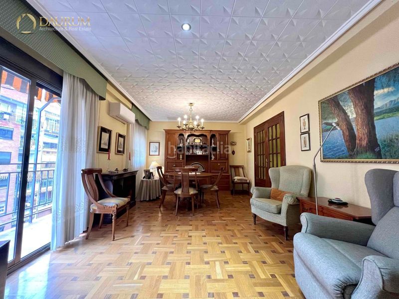 Foto 673b354d-106c-4a69-a9c3-1e919a5e03e5. Pis amb aparcament a Mont Olivet Valencia