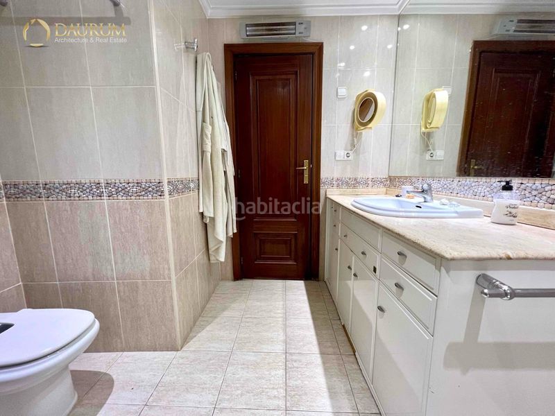 Foto f1214faa-929e-42a1-b3a5-9343886ba6c3. Pis amb aparcament a Mont Olivet Valencia