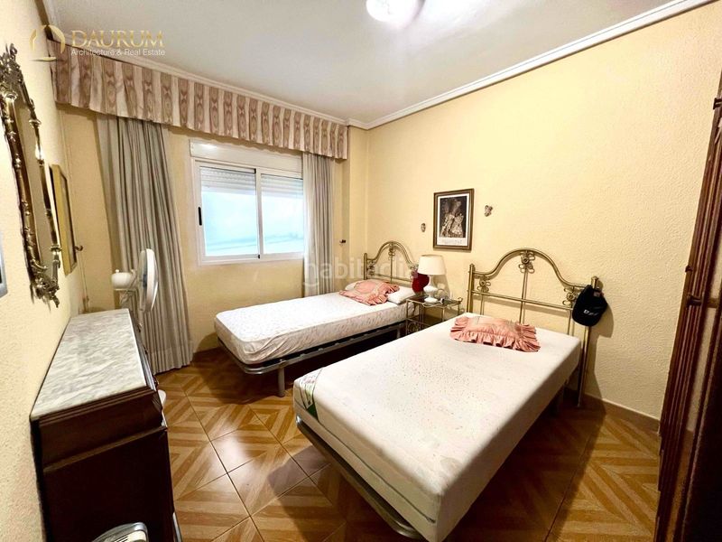 Foto f8592579-8c06-442e-95ad-d92cf9121c85. Pis amb aparcament a Mont Olivet Valencia