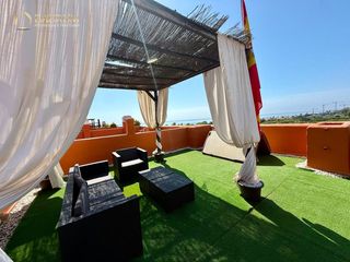 Dachwohnung  Calle del rubi. Maravilloso ático en estepona, con vistas al mar