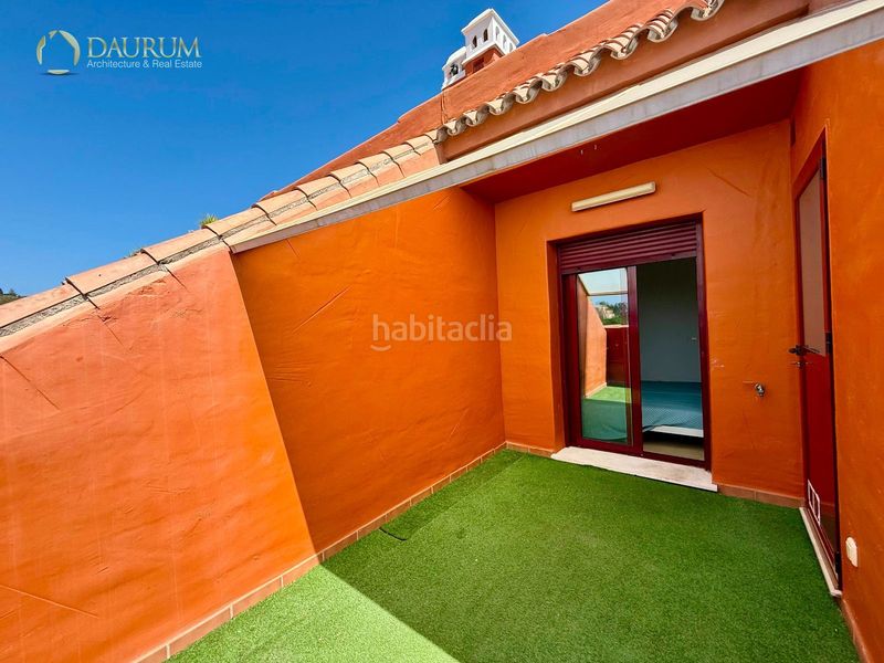 Foto c58974ea-d5fc-4c37-a6c0-31b718045387. Àtic amb calefacció aparcament piscina a El Castillo Manilva
