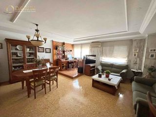 Pis  Poeta zorrilla. Maravilloso piso de 3 habitaciones en paterna