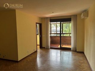 Pis  Alfredo marquerie. Magnífico piso de 4 habitaciones en la paz