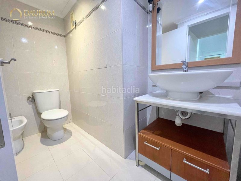 Foto b9c5a198-c779-4e7d-a9ef-a19f0e0100ed. Pis a Port Saplaya Alboraya