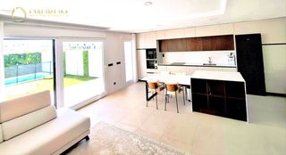 Maison jumelée  Magdalena. Maravilloso chalet adosado de 4 habitaciones en torrejón de ardo