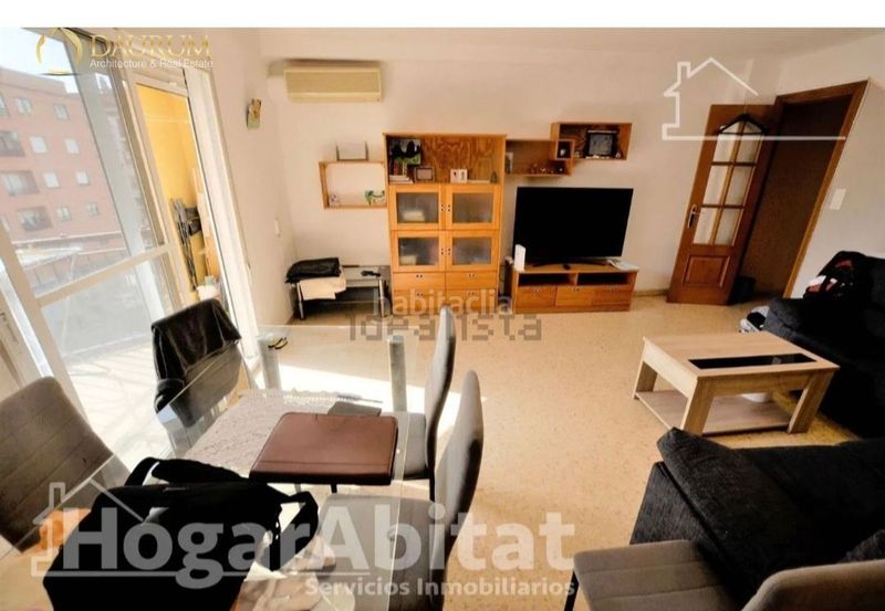 Foto 0f650a17-d8e5-435b-a80e-abb74f4a1d5a. Pis amb aparcament a L´Eixereta Burjassot