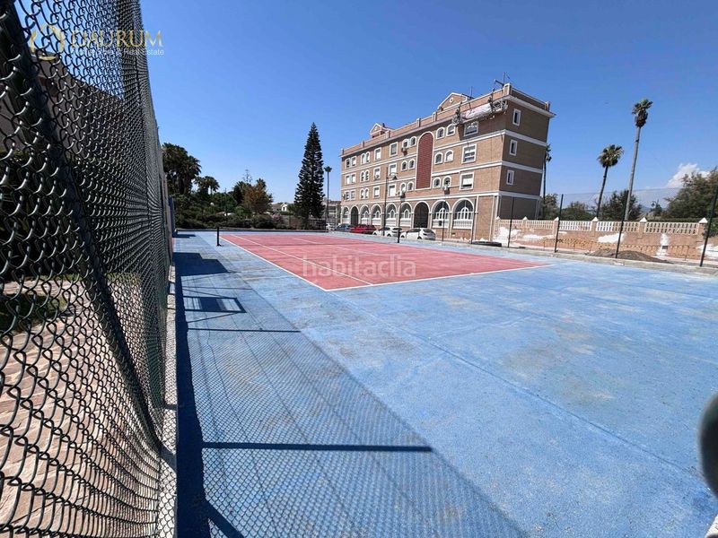 Foto 421cdccd-4cb6-40f2-a96e-a908625f4d4c. Àtic amb aparcament piscina a Guadalmar Málaga