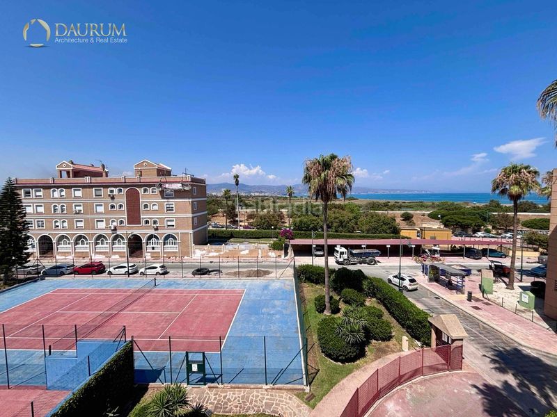 Foto e449e6e3-c3b3-40b3-85f5-e55e2c6f32f0. Àtic amb aparcament piscina a Guadalmar Málaga