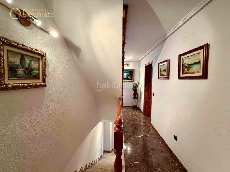 Foto a1a41b7e-f6ec-48ef-ac6f-480630fe5730. Casa adossada amb aparcament a pueblo de Cullera Cullera