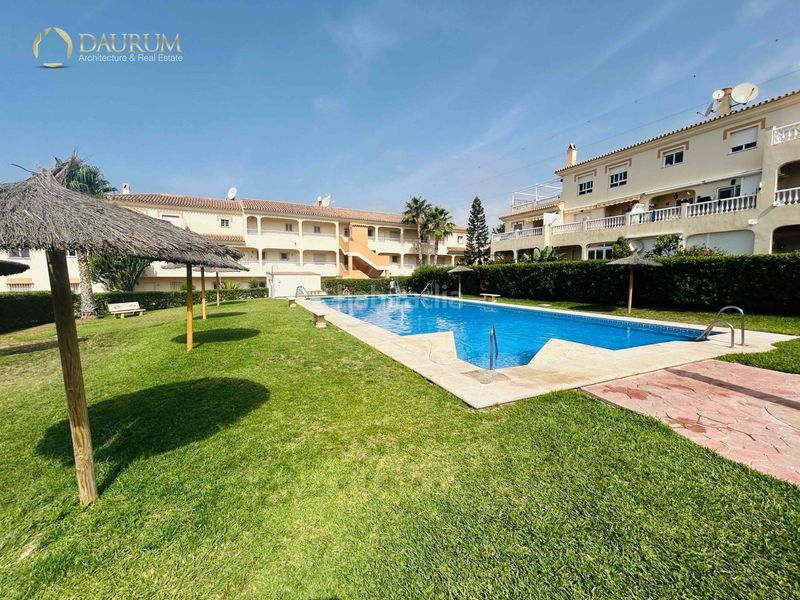 Foto 15021d5f-5f3e-444d-bcc6-25747e176b52. Casa adossada amb calefacció aparcament piscina a Torrox