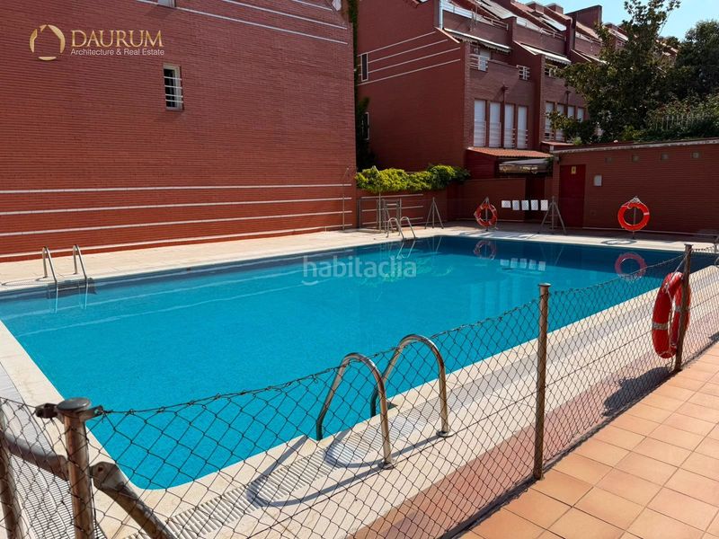 Foto 31006fbb-8354-4e0b-8d62-f83391f87258. Doppelhaus mit heizung parking pool in Arroyo del Fresno Madrid